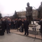 Գյումրեցիները խոստանում են Գեորգի Վանյանին   «Վանյանօղլի» հռչակել ու ջարդել նրա գլուխը