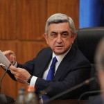 Նախագահ Սերժ Սարգսյանը ՀՀ կառավարությունում հրավիրել է խորհրդակցություն (Տեսանյութ) Նախագահ Սերժ Սարգսյանը ՀՀ կառավարությունում հրավիրել է խորհրդակցություն (Տեսանյութ)