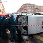 Խոշոր ավտովթար մայրաքաղաքում. Գազելը կողաշրջվել է. կան վիրավորներ