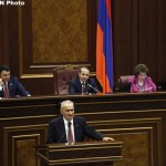 Գալուստ Սահակյանը՝ Զուրաբյանին. «Էլ խռխռալդ ո՞րն է, դուք զրո եք, առաջին նախագահին երկրորդական դարձրիր»