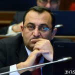 Արծվիկ Մինասյանի բողոքը. «Չեն անում, Հովիկ Արգամիչ, չեն անում, հակառակն են անում»