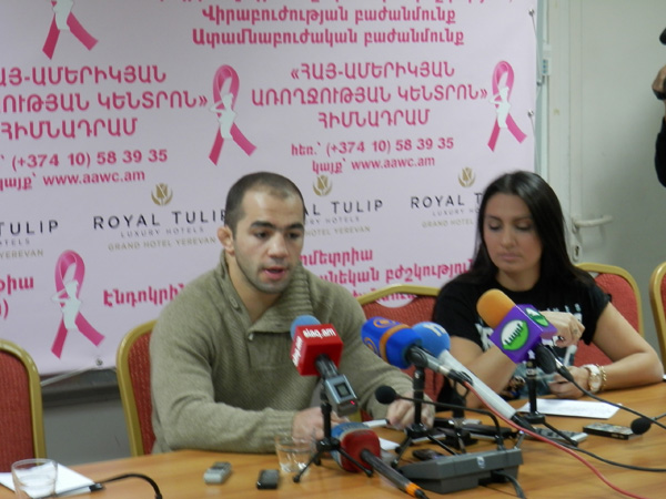 Արսեն Ջուլֆալակյան. &laquo;2011 թվականի լավագույն մարզիկը Դավիթ Սաֆարյանն է&raquo;