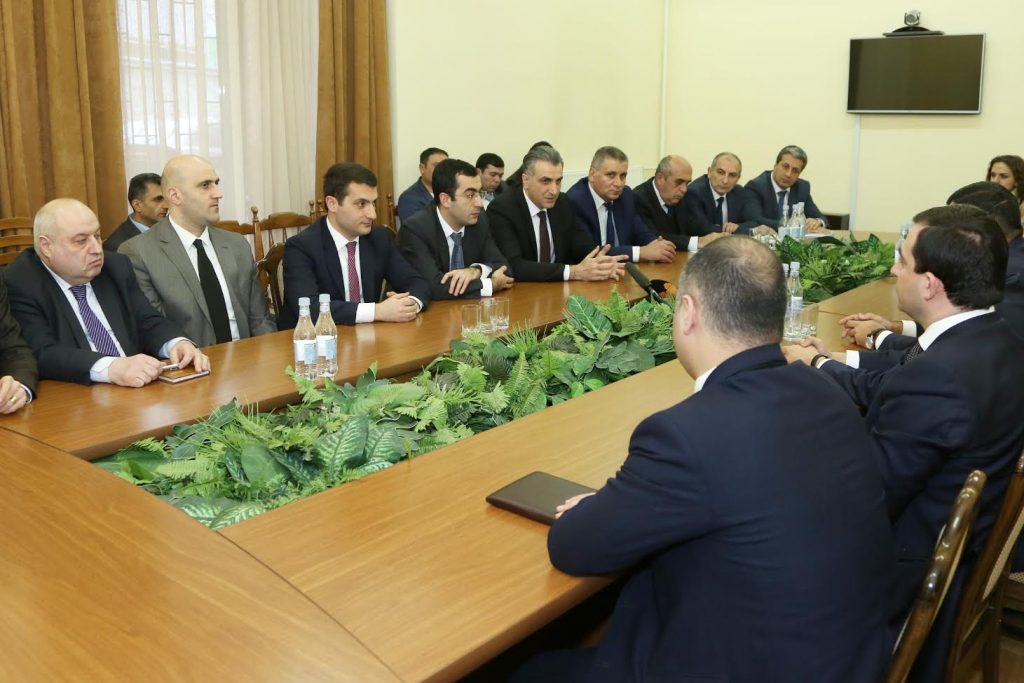 Գյուղատնտեսական տեխնիկայի լիզինգի ծրագիրը մեկնարկում է. վաղվանից շահառուներն արդեն կարող են հայտեր ներկայացնել Գյուղատնտեսական տեխնիկայի լիզինգի ծրագիրը մեկնարկում է. վաղվանից շահառուներն արդեն կարող են հայտեր ներկայացնել