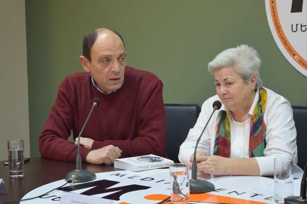 «Հակոբ Հակոբյանը բոլորովին չէր ուզենա կրուտոյ տղայի կարգավիճակում լինել». Հրանուշ Խառատյան «Հակոբ Հակոբյանը բոլորովին չէր ուզենա կրուտոյ տղայի կարգավիճակում լինել». Հրանուշ Խառատյան