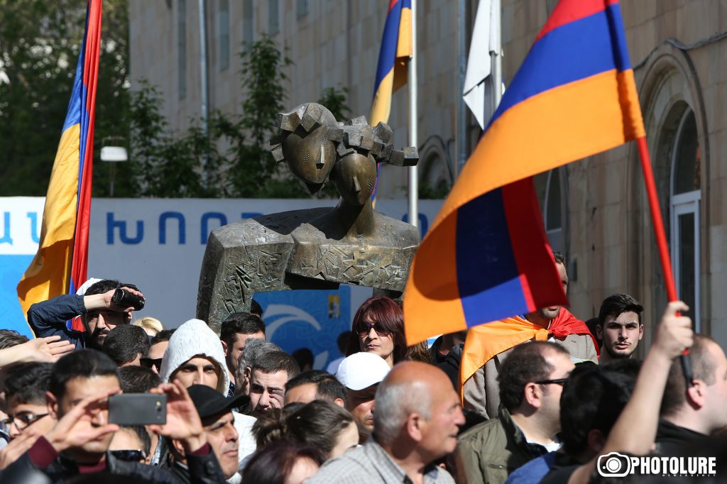 Հավաքի կազմակերպիչը իր անգործությամբ վտանգել է մասնակիցների կյանքն ու առողջությունը (տեսանյութ). ՀՀ ոստիկանություն Հավաքի կազմակերպիչը իր անգործությամբ վտանգել է մասնակիցների կյանքն ու առողջությունը (տեսանյութ). ՀՀ ոստիկանություն
