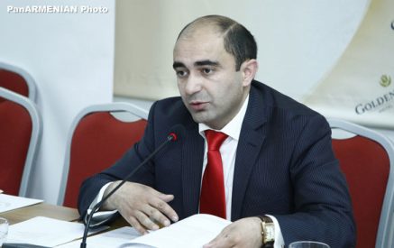 Էդմոն Մարուքյան. Ամենաշատ կրկնվող ճանապարհային երթևեկության կանոնների խախտման տուգանքները կիսով չափ կնվազեն