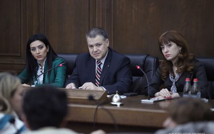 Բարետես ՀՀԿ-ականները եւ Ադրբեջանի քաղբանտարկյալները
