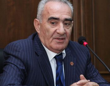 «Եթե ազատելու լինեինք՝ վերեւից կազատեինք»