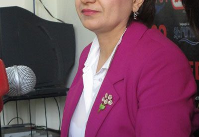 «Ողջունելի կլիներ, որ Րաֆֆի Հովհաննիսյանը շնորհավորեր մեր նախագահին, եւ կարծում եմ շուտով դրան էլ ականատես կլինենք»,- Կարինե Աճեմյան