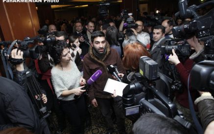 Խայտառակ վիճակ «Մարիոթում». Վռնդում են դիտորդներին (Տեսանյութ)