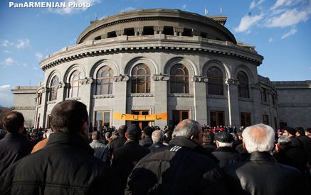 Փաշինյանն առաջարկում է հանրաքվե՝ Հանրապետության հրապարակում (Տեսանյութ)