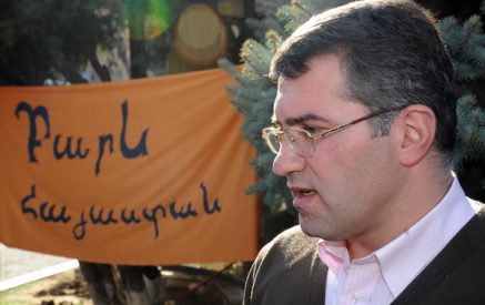 Արմեն Մարտիրոսյանը հակադարձում է Հրանտ Բագրատյանին