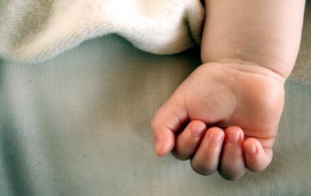 46-ամյա վանաձորցի կինը մեղադրվում է իր նորածին երեխային սպանելու մեջ