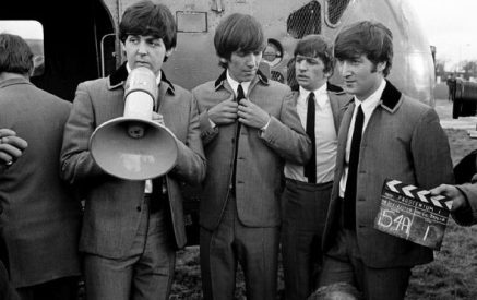 Beatles-ի պիջակները վաճառվելու են աճուրդով (Տեսանյութ)