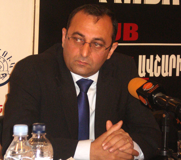 Ա. Մինասյան. «Մեր իշխանությունները ամենաթույլիկ իշխանություններն են» (Տեսանյութ)