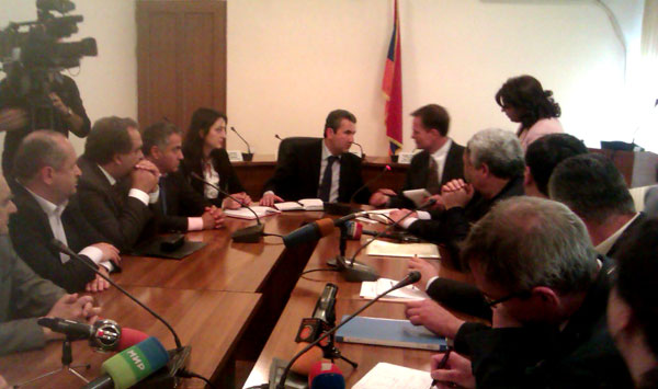 ՏՄՊՊՀ-ում ավիաընկերությունները չհիմնավորեցին, թե ինչու են թանկացրել տոմսերը