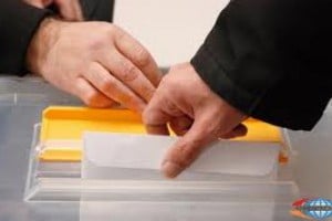 Ընտրողի մոտ 2 քվեաթերթիկ է հայտնաբերվել