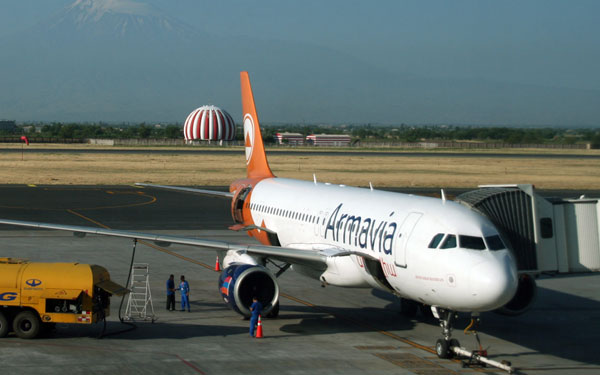 «Արմավիայի» ինքնաթիռը փոխանակում են Մասիսում հողատարածքի հետ