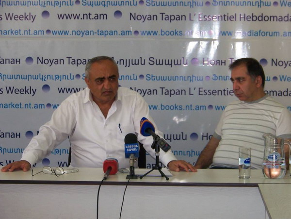 Պատգամավոր Ալիկ Պետրոսյանը, ըստ Սեդրակյանի, ավելի է մտահոգված տուժված գյուղացիների խնդիրներով, քան գյուղնախարարը