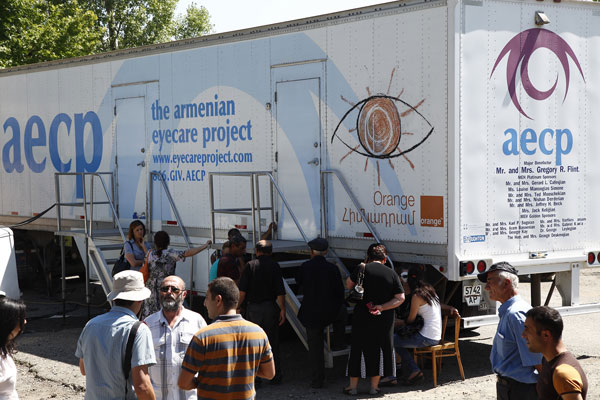 Orange Հիմնադրամի աջակցությամբ Հայկական ակնաբուժության նախագիծր մեկնարկում է  անվճար ակնային զննումների և բուժումների ծրագիրը Լոռու մարզում