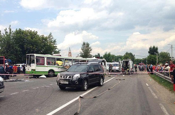 Вести. «Մոսկվայում ավտոպատահարից 17 մարդ է մահացել. վարորդը հայ է» (ֆոտաշարք)