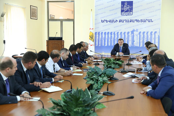 Քննարկվել է Երևանի մանկապարտեզներում երեխաների լրացուցիչ ընդունելության հարցը