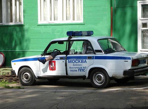 Ադրբեջանցին ծեծել է ռուս ոստիկանի