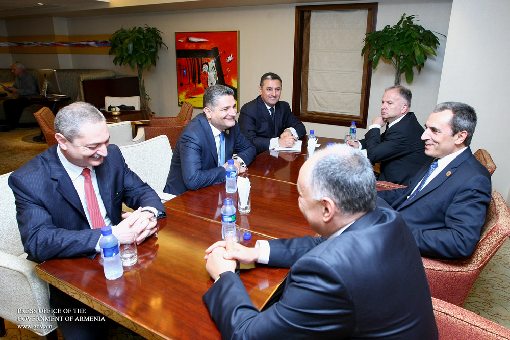 Վարչապետ Տիգրան Սարգսյանը չինական ընկերությունների ներկայացուցիչների հետ քննարկել է համագործակցության հեռանկարները
