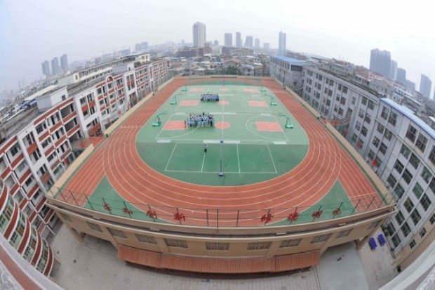 Չինաստանում ստադիոնները կառուցում են շենքերի տանիքներին