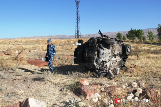 Խոշոր ավտովթար՝ Արագածոտնի մարզում. վարորդն ու 3 զինվորականները գտնվում են ծայրահեղ ծանր վիճակում