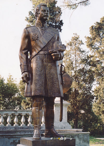 Լազարեւի արձանը՝ Հռոմում: 5-1