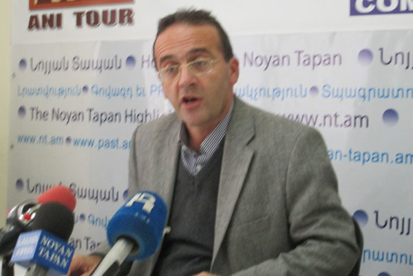 Իրավապաշտպանը պնդում է՝ Սեյրան Օհանյանը խախտում է մարդու իրավունքները