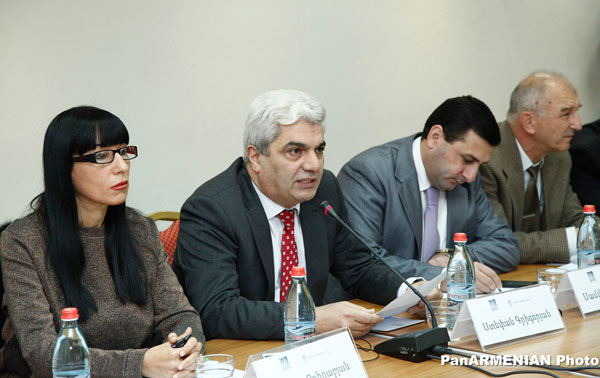 «Ո՞րն է կարմիր գիծը». Նաիրա Զոհրաբյանը չունի այդ հարցի պատասխանը  (Տեսանյութ)