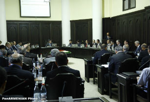 Առաջին հերթին բարձրացվեց ցածր թոշակ ստացողների կենսաթոշակը