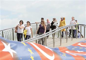 Hurriyet. Թուրքիայում մարդկանց 74%-ը «կորցրել է ԵՄ-ի հույսը»