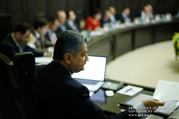 Թունել փորեք, թունել. «Հայկական ժամանակ»