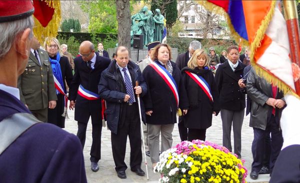 Ֆրանսահայերը հարգել են զոհված հայ զինվորների հիշատակը. (Տեսանյութ)