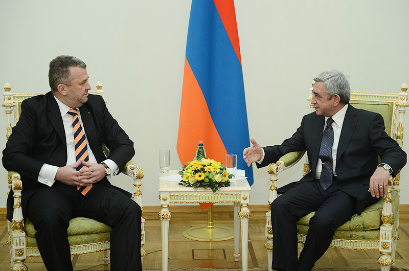 Նախագահին հավատարմագրերն է հանձնել Հայաստանում Ռումինիայի նորանշանակ դեսպանը