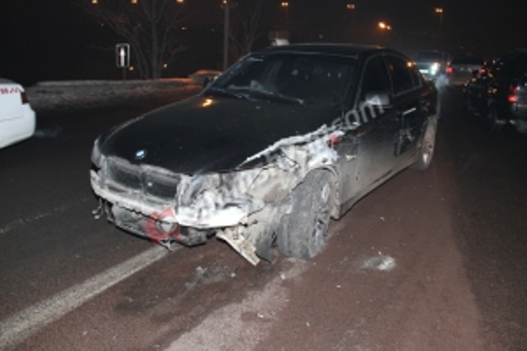 Շղթայական ավտովթար Երևանում. բախվել են BMW-ն, Toyota Rav 4-ը և ГАЗель-ը. Shamshyan.com