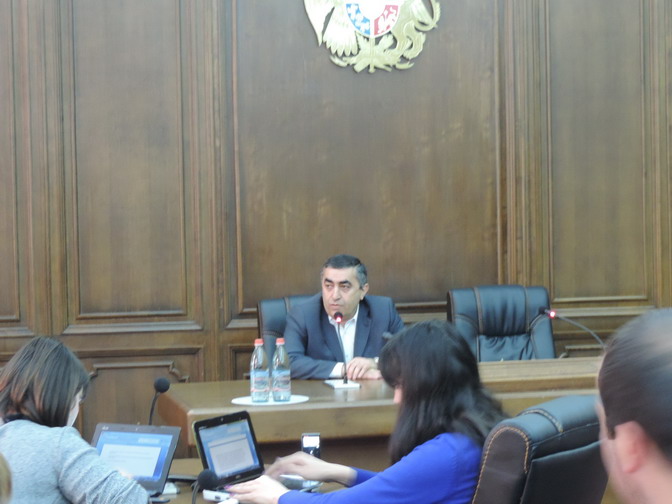 Արմեն Ռուստամյան. «Ճիշտ են արել, որ «դեմ» են քվեարկել» (Տեսանյութ)