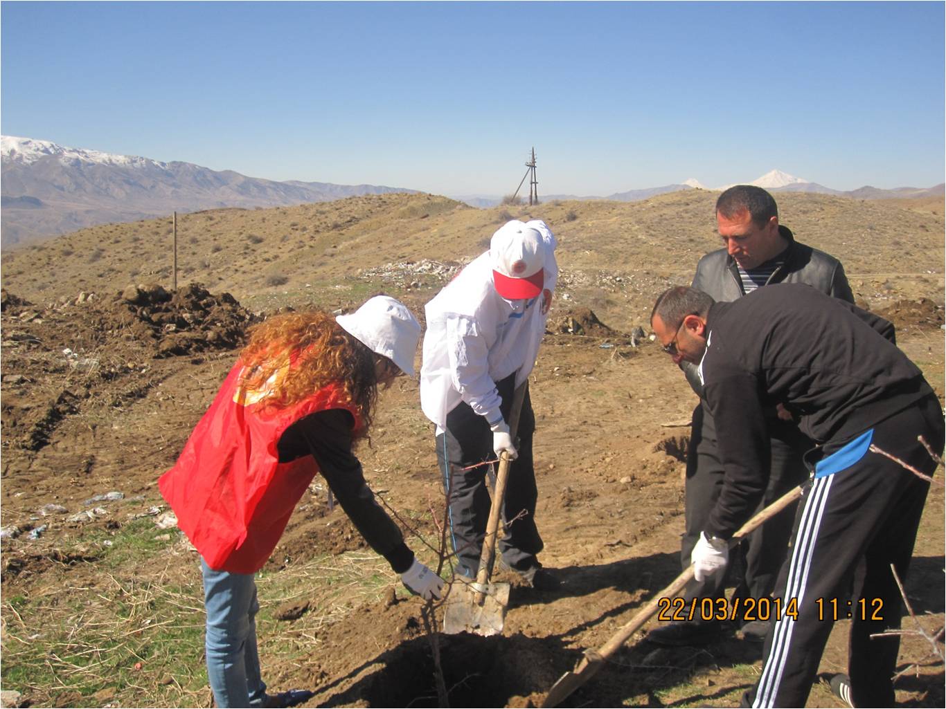 ՀՀԿ-ականների տնկած նշենիներն ու ծիրանենիները կծաղկեն «Գլաձորի համալսարան» արգելոց-թանգարանի տարածքում