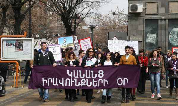 «Շտապօգնության» բժշկին ծեծելով սպանած Արտակ Կարապետյանը հացադուլ եւ ջրադուլ է հայտարարել. News.am