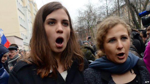 Նիժնի Նովգորոդում հարձակվել են Pussy Riot-ի երկու անդամների վրա. «Ազատություն» ռադիոկայան