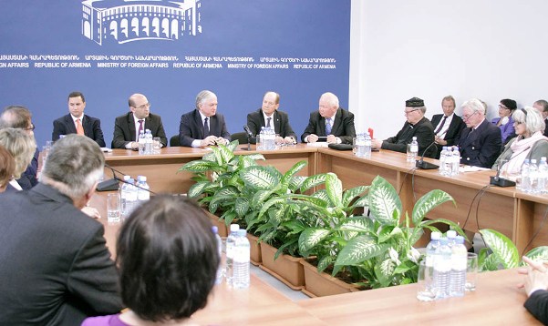 Հայաստանի արտգործնախարարն ընդունեց Ֆինլանդիայի արտաքին քաղաքական ընկերակցության պատվիրակությանը