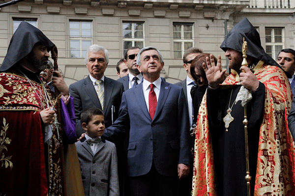 Սերժ Սարգսյանը Պրահայում ներկա է գտնվել հայ-չեխական բարեկամությանը նվիրված խաչքարի օծման արարողությանը