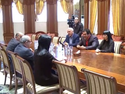 Գագիկ Ծառուկյանը հանդիպել է «Միավորված աշխատանքային կուսակցության» ներկայացուցիչների հետ
