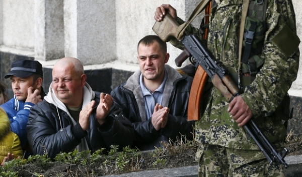 УНИАН. Սլավյանսկում արգելվել է ուկրաինական երեք կուսակցությունների գործունեությունը