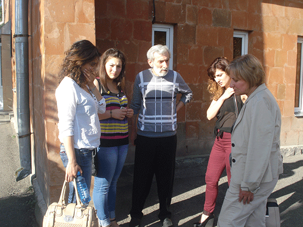 11 տարի ազատազրկում՝ կնոջը դանակի հարվածներով սպանած Արսեն Առաքելյանին