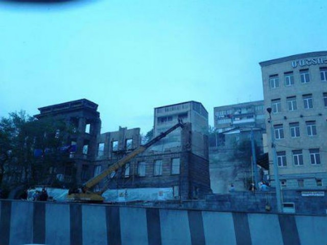 Քաղաքապետարանը` Աճառյանի դպրոցի քանդման մասին. Սիվիլնեթ