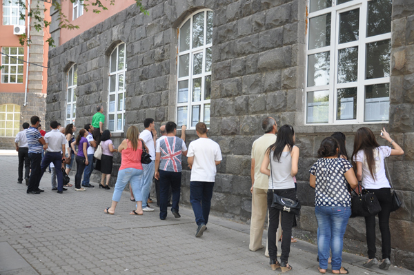 Հայաստանի տնտեսագիտական համալսարանը գաղտնի է պահում  իր շրջանավարտների ցանկը